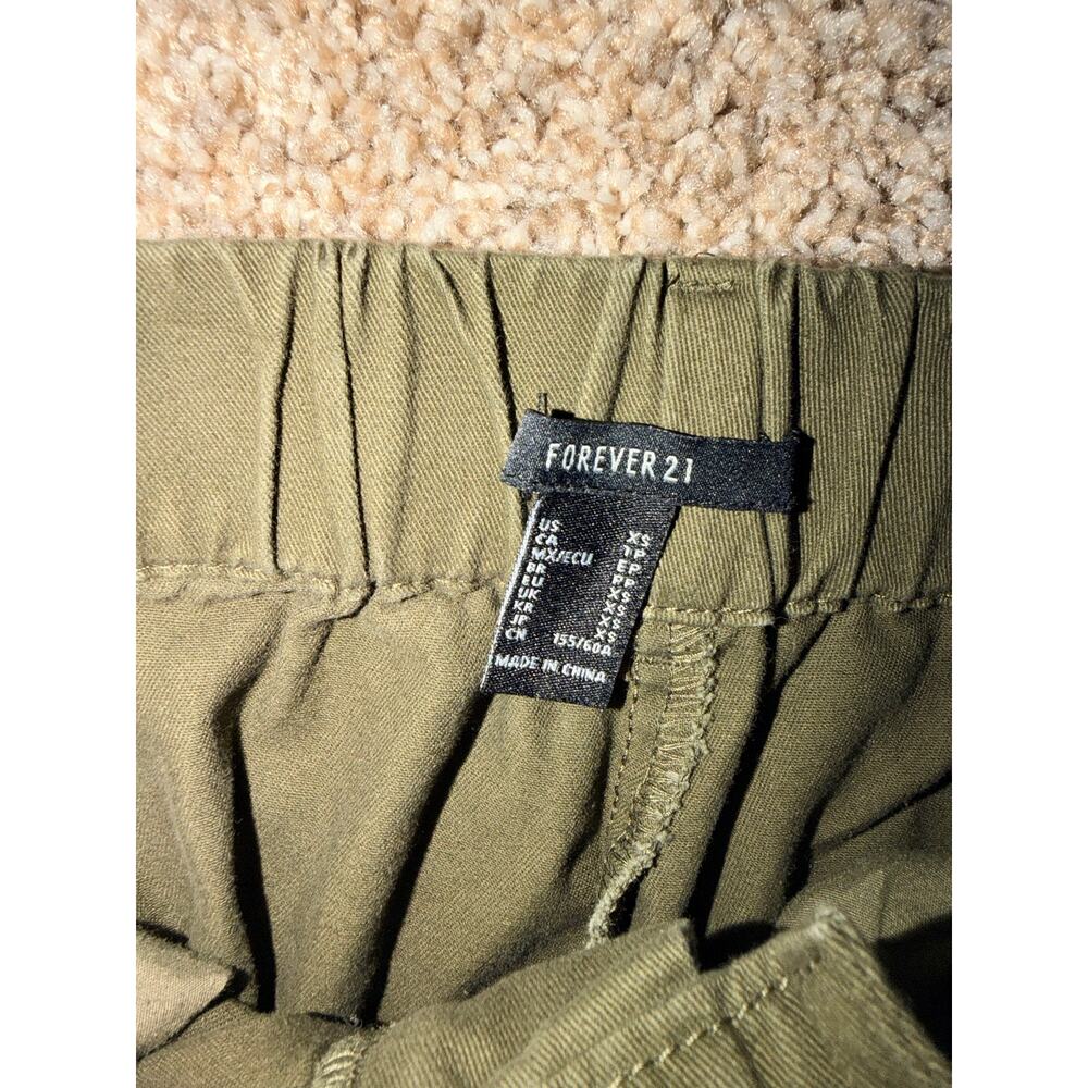 3 for $9 forever 21 Khaki Green Cargo Pant 100% Cotton XS EUC - Picture 4 of 5